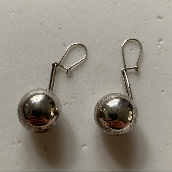 Jewelry - Dangle Earrings